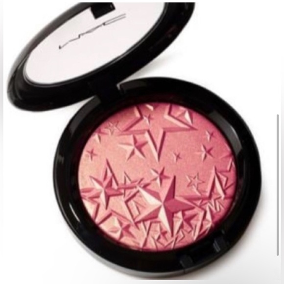 New Mac Sprinkle of Shine 4 Piece Kit Pink with brush, gloss, tote and more - Picture 5 of 11